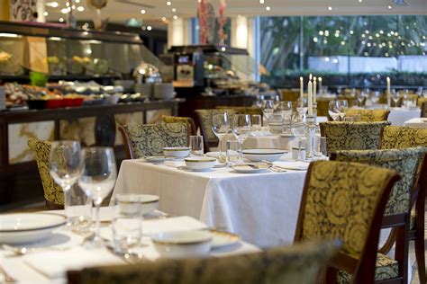 restaurants near versace gold coast|palazzo versace gold coast buffet.